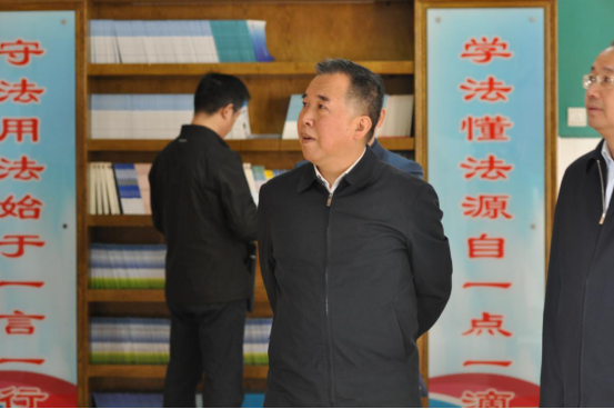 10月21日迎省普法检查新闻稿123