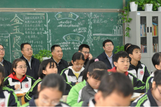 10月21日迎省普法检查新闻稿152